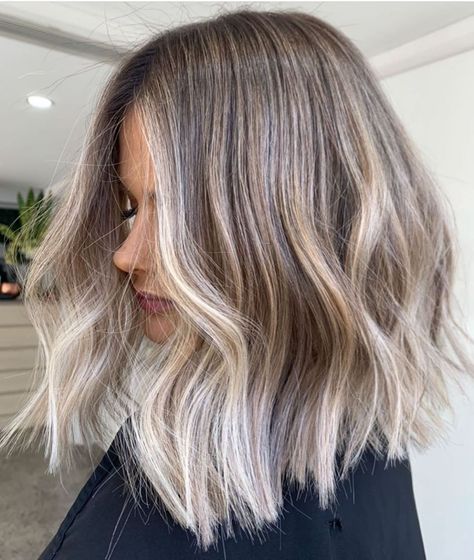 10 Balayage and Ombré Hairstyles for Shoulder-Length Hair 2020 - 2021 Kadeřnické Trendy, Ash Blonde Balayage, Vlasové Trendy, Graduation Hairstyles, Blonde Hair Inspiration, Balayage Hair Blonde, Short Hair Balayage, Hair Color Highlights, Hair Color Balayage