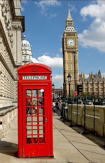 Terrace House Interior, London England Photography, London Dreams, England Photography, Telephone Box, London Aesthetic, Big Ben London, Visiting England, Interlaken