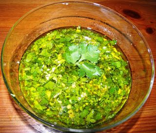 Mufungo Recipe, Puerto Rican Appetizers, Mojo Sauce Recipe, Mofongo Recipe, Dominicano Recipes, Vegetarian Sauces, Chimichurri Sauce Recipe, Food Gluten Free, Pork Sauce