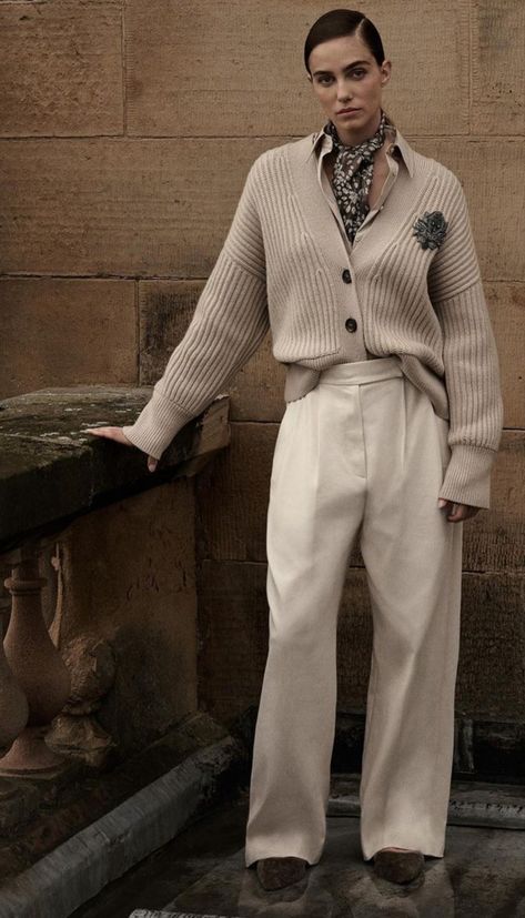 Brunello Cucinelli Women, Casual Couture, What To Wear Today, Italian Fashion Designers, Style Crush, Street Outfit, Brunello Cucinelli, Fashion Details, Fashion Classy