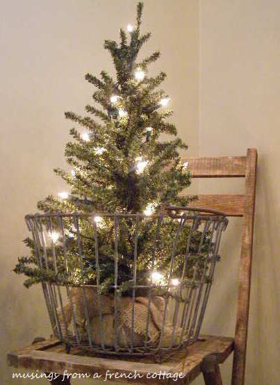 Tree In An Old Egg Basket...Musings From A French Cottage, Christmas Around the House. Small Christmas Trees Decorated, Deco Table Noel, Prim Christmas, Small Christmas Trees, Farmhouse Christmas Decor, Noel Christmas, Merry Little Christmas, Country Christmas, Christmas Deco