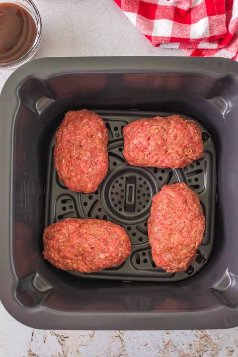 Air Fryer Mini Meatloaf is the perfect easy meal for dinner, each individual gets a meatloaf and this makes 4! Pair it with Air Fryer veggies! Mini Meatloafs In Air Fryer, Hamburger Meat Recipes Easy Air Fryer, Meatloaf In The Air Fryer, Meatloaf In Air Fryer Oven, Ninja Speedi Meatloaf, Air Fry Meatloaf Recipes, Air Fried Meatloaf, Air Fryer Mini Meatloaf Recipe, Air Fryer Meatloaf Cooking Time