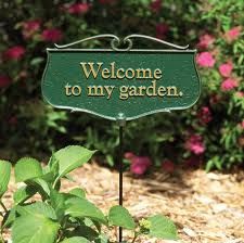 . Garden Poems, Plaque Ideas, Welcome To My Garden, Family Plaque, Garden Plaques, Sun Garden, Grow Old, Garden Quotes, Charming Garden