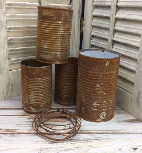 I have been wanting some rusty cans to craft with so I searched the web till I found a way to make my own rusty cans. Depending on how rusty you want... Tin Can Art, Aluminum Can Crafts, Rusty Tin, Tin Can Crafts, Tin Cans, Primitive Crafts, Can Crafts, Metal Crafts, Tin Can