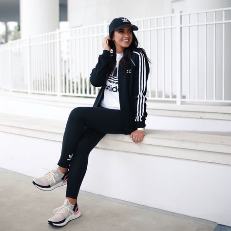 Blogger Sarah Lindner of The House of Sequins wearing adidas Originals Trefoil T-Shirt, adidas Originals Precurved Washed Strapback Hat, adidas Originals Superstar Track Jacket, adidas Originals Trefoil Leggings, adidas UltraBOOST 19 Running Shoes Adidas Ultra Boost Women Outfit, Ultra Boost Outfit, Outfit Petite Women, Ultraboost Outfit, Adidas Ultra Boost Women, Ultra Boost Women, Adidas Ultraboost 19, Outfit Petite, Leggings Adidas