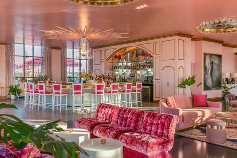 See Photos of Nashville's Dolly Parton-Inspired Rooftop Bar | POPSUGAR Food Dolly Patron, Natty Light, Terrazas Chill Out, Nashville Bars, Nashville Hotels, Rooftop Venue, Nashville Wedding Venues, Nashville Trip, Tennessee Wedding