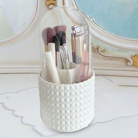 Makeup brush storage