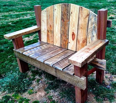 Rustic Outdoor Furniture, Reclaimed Wood Benches, Making A Bench, Rustic Bench, Into The Wood, Wood Pallet Projects, Woodworking Bench, Wooden Bench, Outdoor Wood