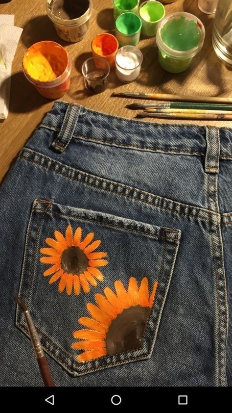 0e55666a4ad822e0e34299df3591d979desc54414422ri Jeans Pocket Painting Ideas, Jean Painting Ideas Pocket, Drawing On Jeans Ideas, Painting Jeans, Painted Shorts, Jaket Denim, Painted Clothes Diy, Haine Diy, Diy Jeans