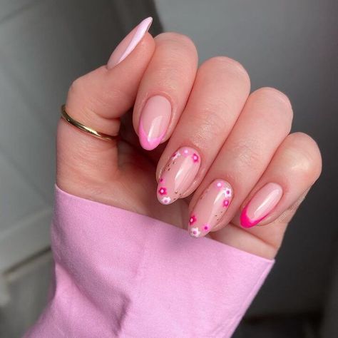 Nails Yellow, Casual Nails, Classy Acrylic Nails, Cute Gel Nails, Nails 2023, Pretty Nail Art, Nagel Inspo, Short Acrylic Nails Designs, Cat Kuku