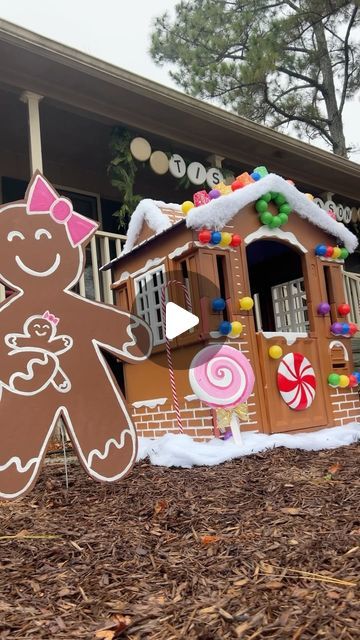 Gingerbread House For Parade Float, Gingerbread Man Outdoor Decorations Diy, Gingerbread House Designs Ideas Easy, Diy Playhouse Makeover Christmas, Outside Gingerbread House Ideas, Gingerbread Man Yard Decorations, Playhouse To Gingerbread House, Ginger Bread House Outdoor Decorations, Little Tikes Gingerbread House