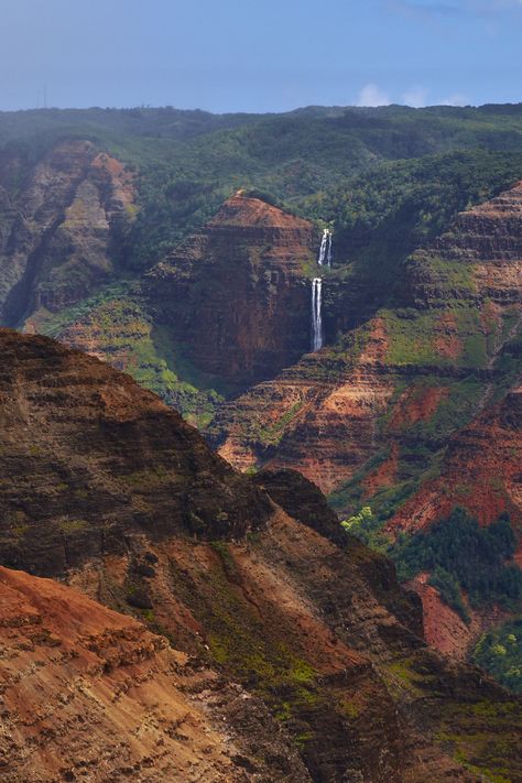 Kauai Activities, Travel Austria, Dragon Riders, Unbelievable Nature, Pack Up And Go, Waimea Canyon, Scenery Pictures, Nature Scenery, English Springer