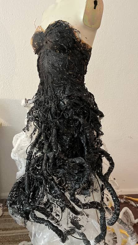 Stranger Things Fan Creates an Upside Down Vecna Dress | POPSUGAR Fashion 80s Themed Outfits, Stage Costume Design, Fashion Draping, Diy Cosplay, Plastic Dress, Conceptual Fashion, Haute Couture Dresses, Popsugar Fashion, Stage Costume