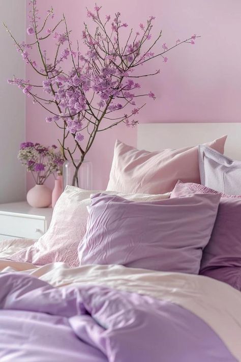 Chic Pink and Purple Room Ideas for Stylish Spaces Small Purple Bedroom Ideas, Pink And Lavender Bedroom, Pink Purple Bedroom, Pink And Purple Room Ideas, Lilac Bedding Aesthetic, Lilac Living Rooms, Blue Purple Bedroom, Light Purple Duvet Cover, Dark Purple And Pink Bedding