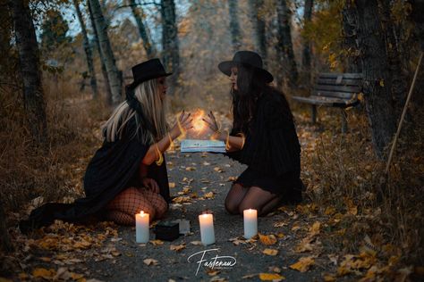 Witch photoshoot by fastenau photography in Bozeman Montana Diy Witch Photoshoot Props, Witch Photoshoot Props, Best Friend Pictures Halloween, Witchy Photoshoot Ideas Friends, Halloween Photoshoot Ideas Best Friends, Group Witch Photoshoot, Full Moon Photoshoot, Friends Halloween Photoshoot, Best Friend Witch Photoshoot