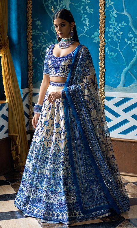 HSY Blue Bridal Lehenga Choli and Dupatta Wedding Dress is an embellished attire adorned with Hand-crafted luxury details of Ornaments and Embroideries. Hindi Fashion, Blue Bridal Lehenga, Lehenga Blue, Royal Blue Lehenga, Indian Fits, Dress Lehenga, Mehndi Bride, Pakistani Mehndi, Pakistani Bridal Dress