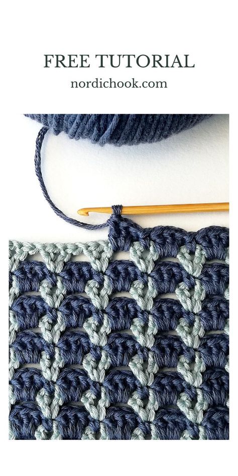 Master the art of the small shell and V stitch with this easy-to-follow crochet tutorial.  Our step-by-step guide, complete with clear photo instructions, makes it perfect for beginners.  With its simple repeating pattern of two rows, this stitch is a versatile choice for creating beautiful projects in a single color or by incorporating multiple yarns.    😀#Diy_Shrug #Adorable_Baby_Clothes #Crochet_Blanket_Stitches #V_Stitch_Crochet Surface Crochet Tutorials, 2 Color Crochet, Diy Shrug, Crochet Blanket Stitches, Surface Crochet, V Stitch Crochet, Granny Square Crochet Patterns Free, Crochet Classes, Crochet Needlework