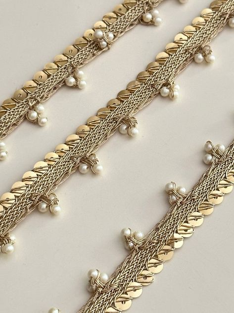 lacetrimssindia - Etsy Hong Kong Pearl Lace Border, Couture Garments, Intricate Mirror, Lehengas Wedding, Luxurious Accessories, Diy Bridal, Saree Border, Rhinestone Trim, Wedding Lehenga