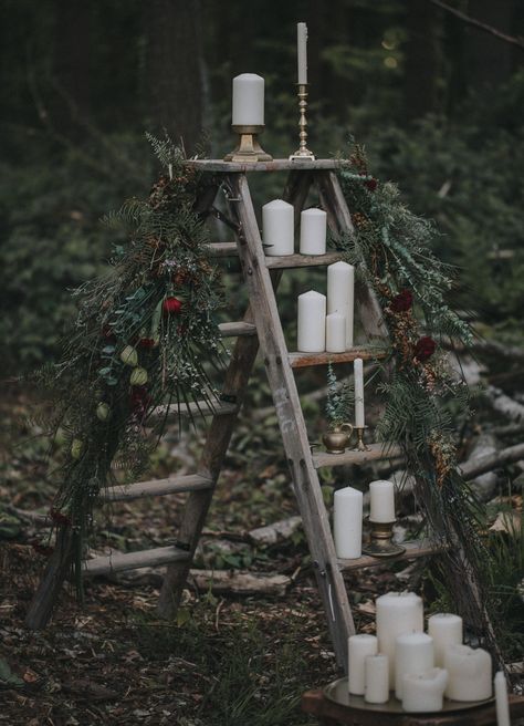 Rustic Wedding Forrest, Woodland Wedding Ideas, Ghibli Inspired Wedding, Pagan Wedding Ideas, Tattooed Groom, Groom Bohemian, Forest Wedding Aesthetic, Woodland Elopement, Rock Bride