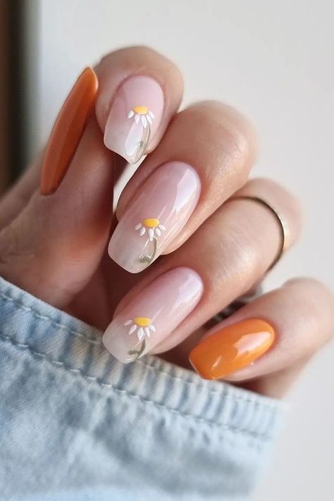 Gel French Manicure, Unghie Nail Art, Daisy Nails, Minimal Nails, Her Nails, Spring Nail Art, Floral Nails, Chic Nails, Nail Arts