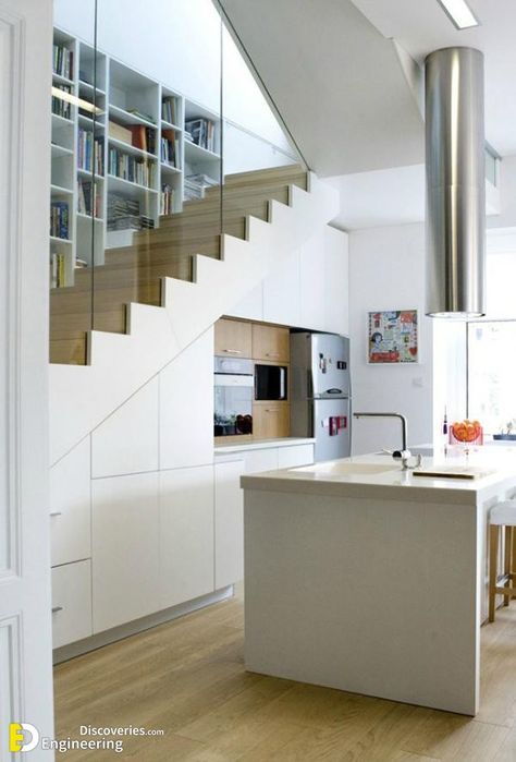 Kitchen Cabinets Under Stairs, Kitchen Set Design, Cabinet Under Stairs, Kitchen Under Stairs, Stair Layout, Modern Kitchen Set, تحت الدرج, Stairs In Kitchen, Open Trap