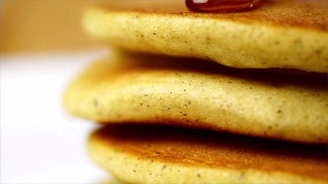 Cake Mix Pancakes, Banana Cake Mix, Best Cake Mix, Glutenfree Recipe, Hot Crab Dip, Baking Secrets, Honey Barbecue, Brunch Desserts, Savory Pancakes