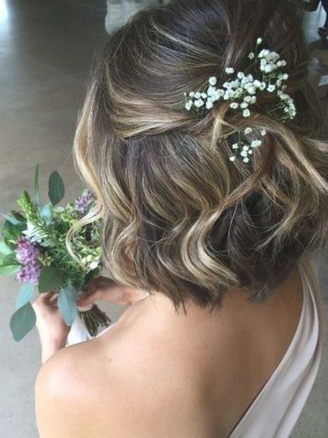 Boho Short Hair, Short Bridal Hair, Bob Wedding Hairstyles, Bridal Hair Half Up, Bridal Hair Down, Wedding Hair Side, Boho Bridal Hair, Wedding Hair Half, Prom Hairstyles For Short Hair