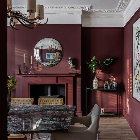 Burgundy Walls Living Room Ideas, Oxblood Dining Room, Modern Tudor Interiors Living Room, Maroon Home Decor, Burgundy Fireplace, Maroon Dining Room, Burgundy Interior Design, Wine Bedroom, Maroon Room