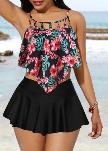 Cage Neck Printed Swimwear Top and Black Pantskirt Printed Swimwear, Swimsuits Outfits, Cute Bathing Suits, Print Swimwear, Cute Swimsuits, Plus Size Swimwear, Swimwear Fashion, Black Skirt, Swimwear Tops