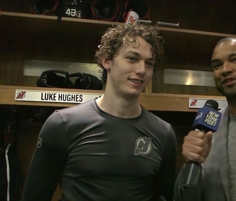 Like Hughes, Luke Hughes Boyfriend Material, Hockey Players Funny, Puck Bunny, Luke Hughes, Nhl Hockey Players, Michigan Hockey, Hughes Brothers, Hockey Wife