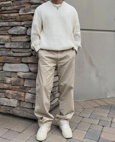 Black And White Outfit For Men, Wool Sweater Outfit, Cream Pants Outfit, Cream Sweater Outfit, White Outfit For Men, Fits For Guys, White Sweater Outfit, Cream Outfit, Guys Fashion Casual