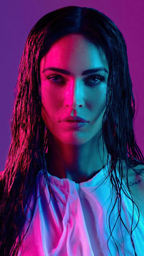 Black Money Aesthetic Wallpaper, Photograph Reference, Jake Hicks, Cyberpunk Girl Art, Megan Fox Wallpaper, Colour Gel Photography, Colorful Portrait Photography, Neon Photoshoot, Neon Photography