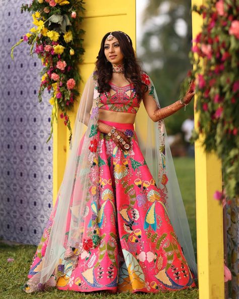 AISHA RAO on Instagram: “Our client @bhoomiparekh26 in our Fuschia Pink Razzmatazz appliquéd and embellished lehenga and choli paired with a tulle cutwork dupatta.…” Fuschia Pink Lehenga, Aisha Rao Lehenga, Pink Haldi Outfit, Unique Mehendi Outfits For Bride, Haldi Clothes, Mehandi Outfit Ideas, Unique Haldi Outfits For Bride, Sangeet Ideas, Mehandi Outfit