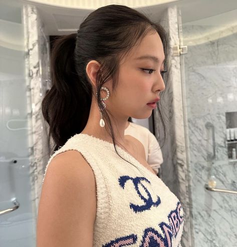 ليلي كولينز, Chanel Jennie, Jennie Chanel, Mode Ulzzang, Ruby Jane, Blackpink Icons, Jennie Kim Blackpink, Jennie Kim, Kim Jisoo