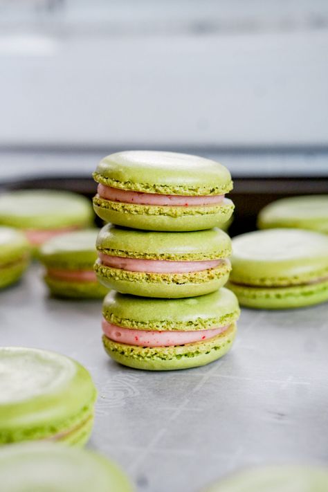 Italian Macaron Recipe, Green Tea Recipes Desserts, Matcha Cookies Recipe, Green Tea Macarons, Tea Macarons, Matcha Macarons, Sarah Kieffer, Green Tea Dessert, Cranberry Tea