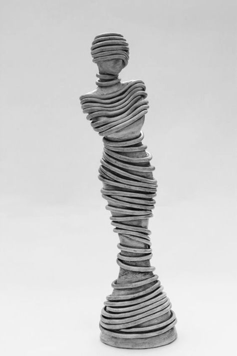 Hitesh Durgani, Coil Pottery, Ceramic Sculpture Figurative, Ceramic Art Sculpture, Sculpture Art Clay, Sculptures Céramiques, Keramik Design, Pinterest Ideas, Ceramic Figures