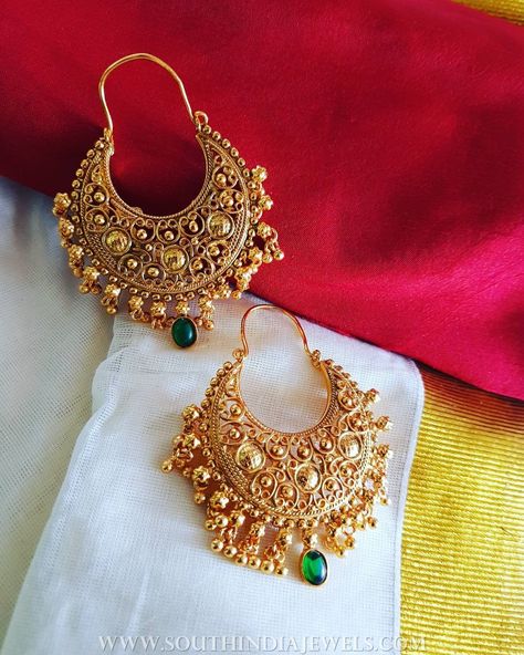 Ear Hoops Big, Coral Jhumkas, Hoop Earrings Design, Ideas For Design, Ancient Jewels, Indian Jewelry Earrings, Antique Gold Jewelry Indian, Indian Jewellery Design Earrings, Antique Jewelry Indian