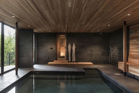 Pool Makeover, Indoor Swimming Pool Design, Home Spa Room, Indoor Pool Design, Piscina Interior, Indoor Pools, Pool Remodel, Indoor Swimming Pool, Basement Pool