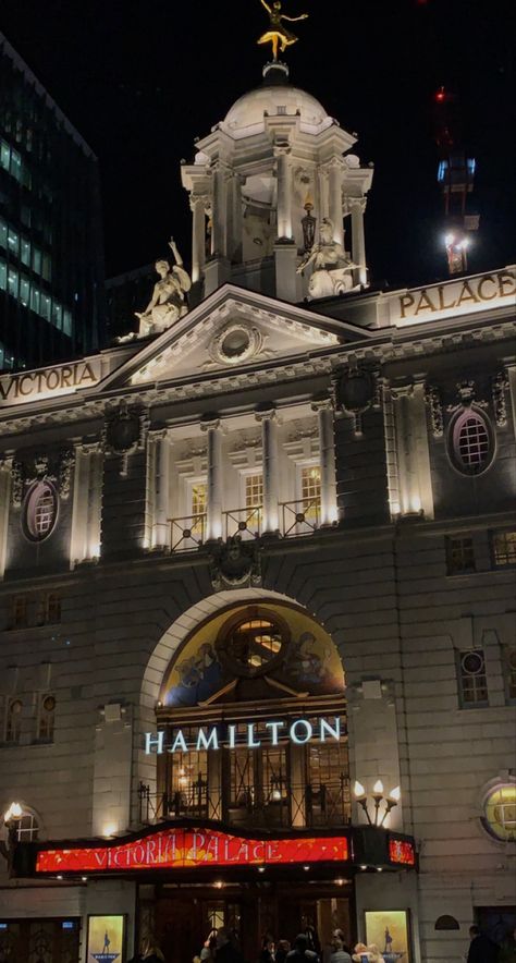 Hamilton The Musical Aesthetic, Hamilton West End, West End Musicals, West End Aesthetic, Theatre Collage, Hamilton Theatre, Study Abroad England, Broadway Aesthetic, Broadway Hamilton