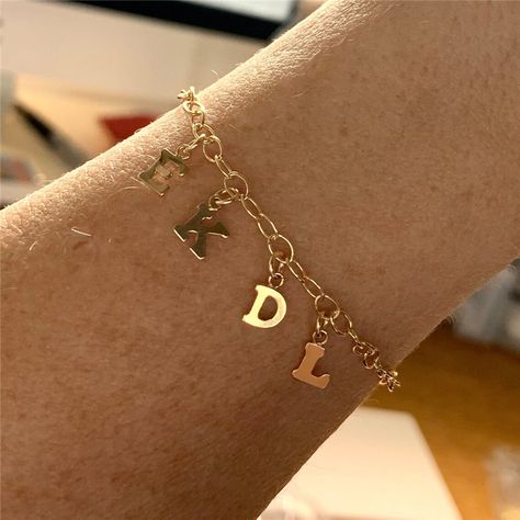 14K Gold Filled Letter Charm Bracelet Initial Letter Bracelet Gold Jewelry Boho Bracelets Vintage Silver Name Bracelet, Letter Charm Bracelet, Bracelet Name, Bracelet Initial, Jewelry Bracelets Gold, Letter Bracelet, Jewelry Accessories Ideas, Letter Charm, New Mom Gift