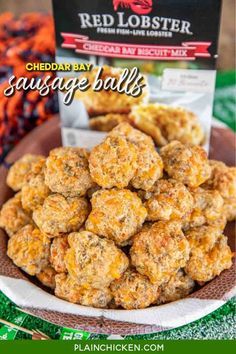 Cheddar Bay Sausage Balls - combines two of my favorite foods- Cheddar Bay Biscuits and Sausage Balls! Love the flavor in these! Can make and freeze unbaked for later. Also, get the secret to easily mixing sausage balls and avoiding messy hands! Best Sausage Balls Recipe, Easy Recipes With Breakfast Sausage, Cheese Pennies With Rice Krispies, Breakfast Sausage Appetizer Recipes, Savory Potluck Snacks, Savory Breakfast Snacks, Iron Bowl Party Food, Ted Lobster Sausage Balls, Easy To Grab Snacks