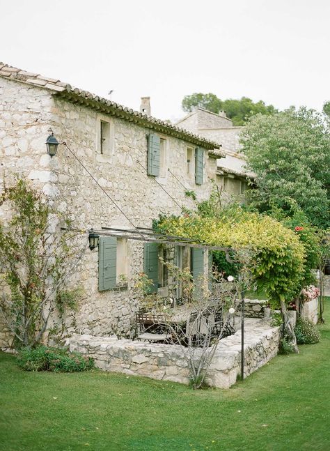 Rustic Stone, Casa Exterior, French Cottage, French Garden, Provence France, French Farmhouse, French Country House, Old Stone, French Country Style