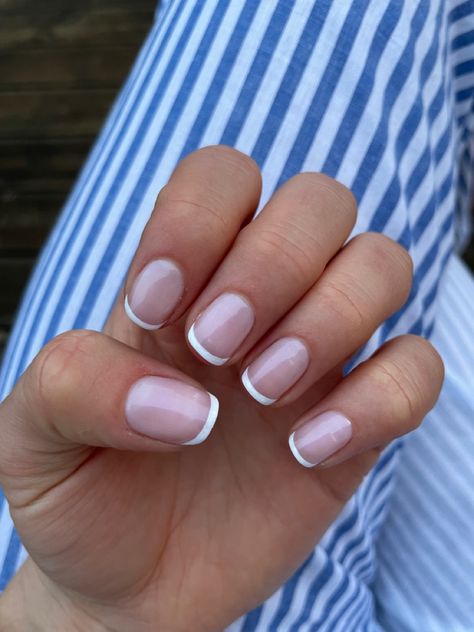 Shellac french tip nails Shellac Nails French Tip, French Tips Shellac, Shalach Nail Ideas, Shellac Nails Ideas, French Tip Shellac, Shellac French Tip, Nails Shellac Ideas, Shellac Nails Designs, Cute Shellac Nails