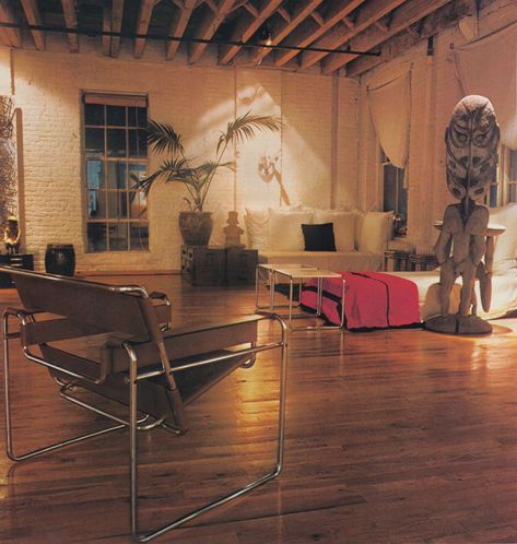 2 New York apartments from the October 1978 Architectural Digest #newyork #new #york #house Apartments New York, Vintage House Interior, 90s Interior, 80s Interior Design, 80s Interior, 70s Interior, Retro Interior Design, New York Loft, Vintage Interior Design