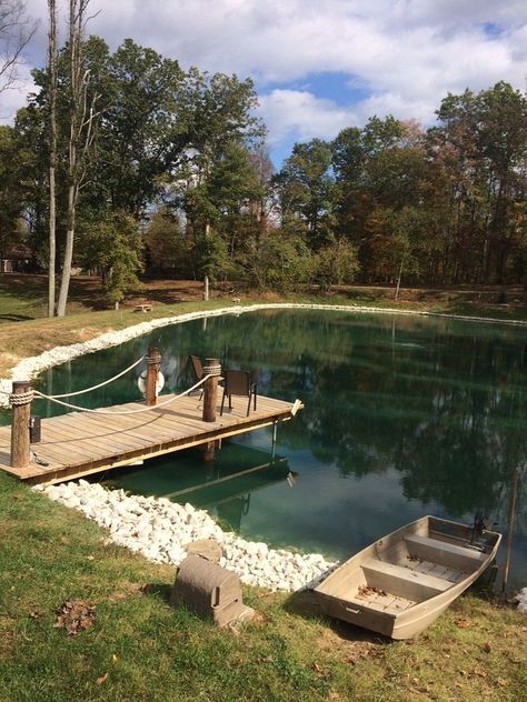 Farm Pond, Natural Swimming Ponds, Garden Pond Design, Swimming Pond, Natural Pond, Pond Landscaping, Pond Life, Natural Swimming Pools, Piscina Natural