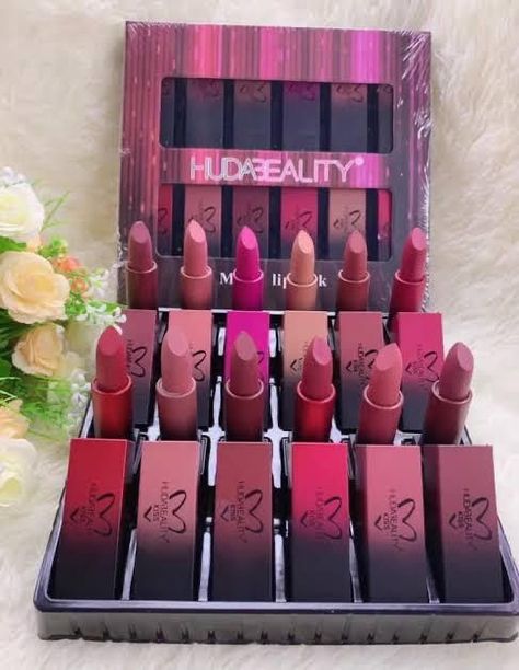 Huda beauty lipsticks Step By Step Skincare Routine, Huda Beauty Matte Lipstick, Huda Beauty Lipstick, Lip Shades, Huda Kattan, Matte Lipstick Set, Barbie Makeup, Power Of Makeup, Lips Shades