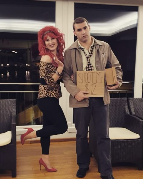 The Bundys halloween costume for couples Peggy And Al Bundy Costume Halloween, The Bundys Halloween Costume, Sitcom Couples Costumes, Couples Costumes Iconic, Peg And Al Bundy Costume, Al And Peggy Bundy Costume, 80s Character Costume, Peg Bundy Costume, Peggy Bundy Costume