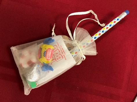 Church Gifts Ideas, Monthly Ideas, Scripture Tea, Blessing Bag, Walk In Faith, Teacher Treats, Blessing Bags, Prayer Gifts, Church Gifts