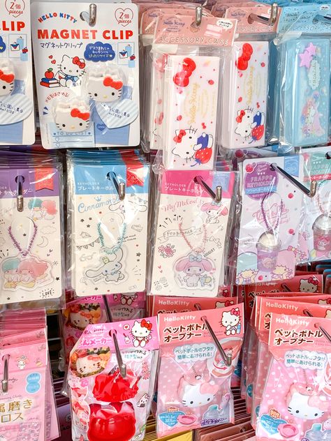 Daiso Sanrio, Stationary Shop, Purse Essentials, Baby Advice, Cute Stationary, Hello Kitty Items, Cat Bowls, Aesthetic Images, School Items