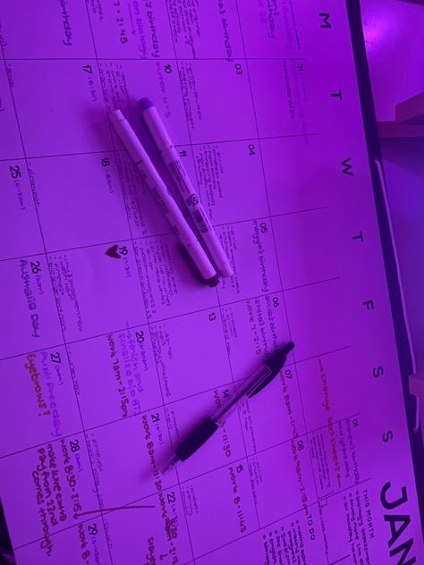 Booked Calendar Aesthetic, Manage Money Aesthetic, Calendar Planning Aesthetic, Organizing Vision Board, 2024 Vision Board Pictures School, Vision Board Organized, Full Calendar Aesthetic, Vision Board Pictures Organization, Aesthetic Vision Board Pictures School